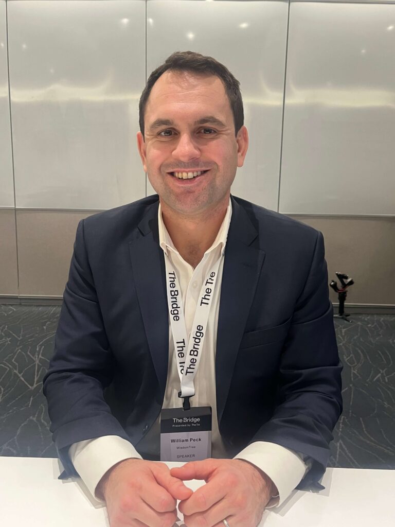 'گفتگوی ویلیام پِک در جریان کنفرانس The Bridge نیویورک 'گفتگوی ویلیام پِک در جریان کنفرانس The Bridge نیویورک